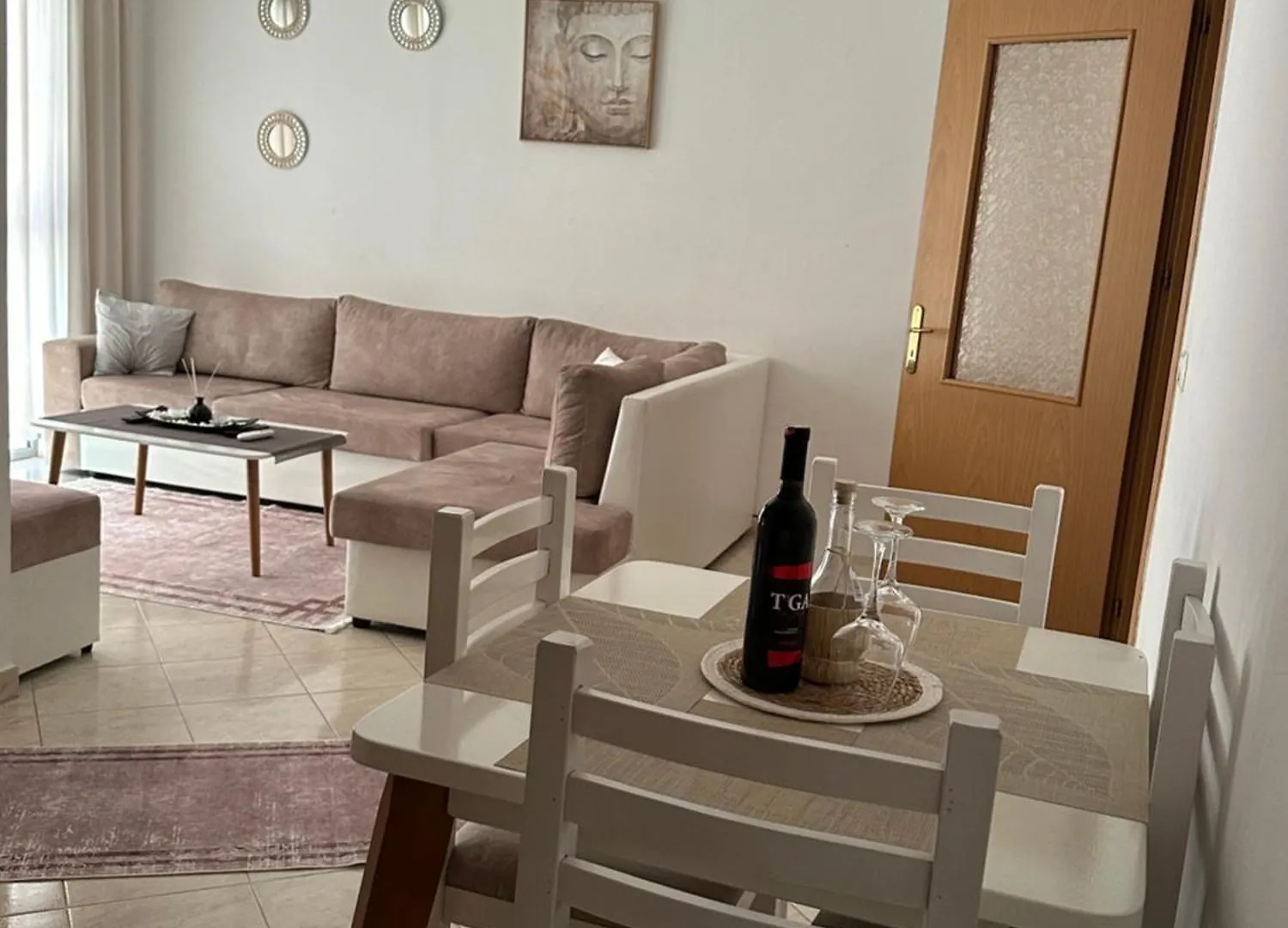 Gena Apartments Polisi i Vogel
